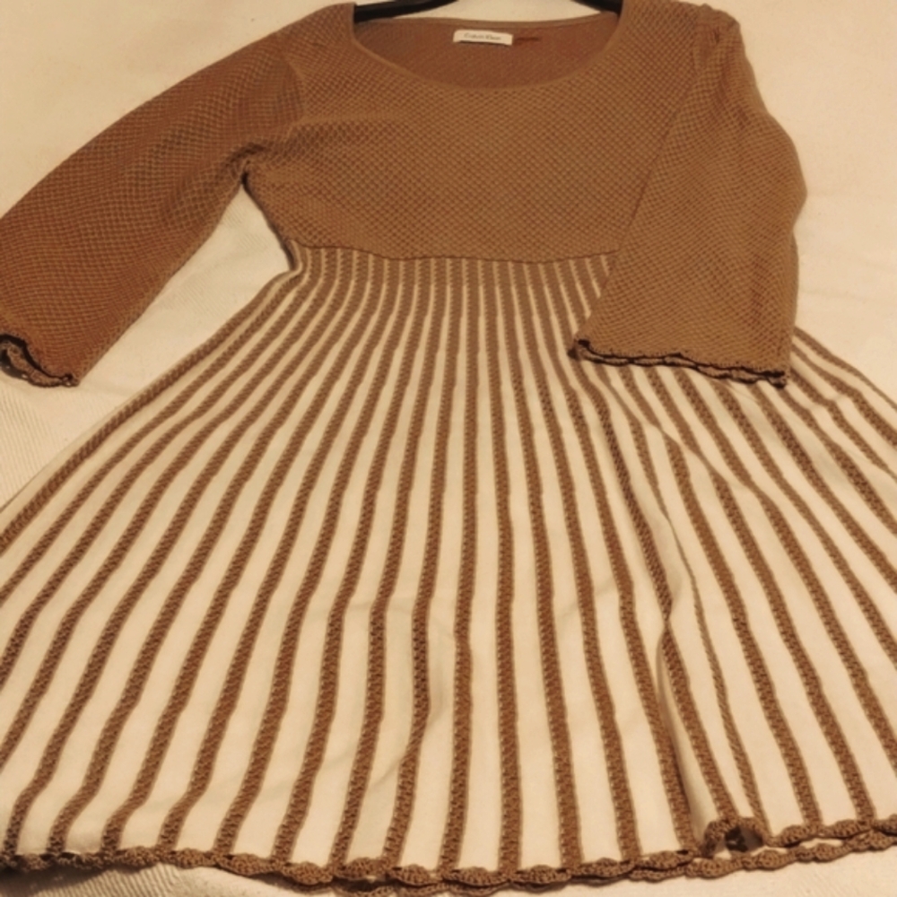 Two tone colored dress